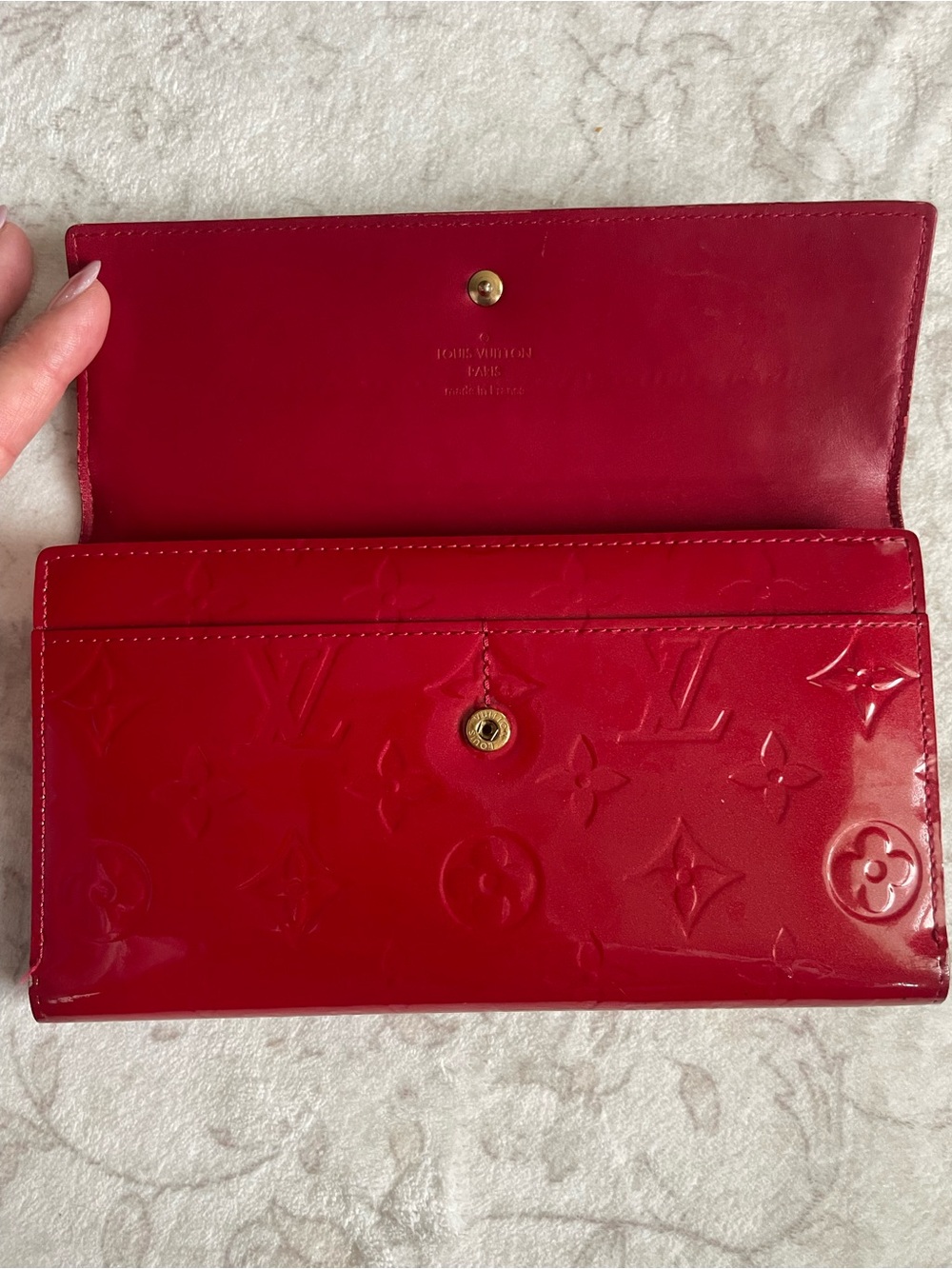 Louis Vuitton Red Patent Vernis Monogram Long Wallet - with COA - Picture 11 of 12